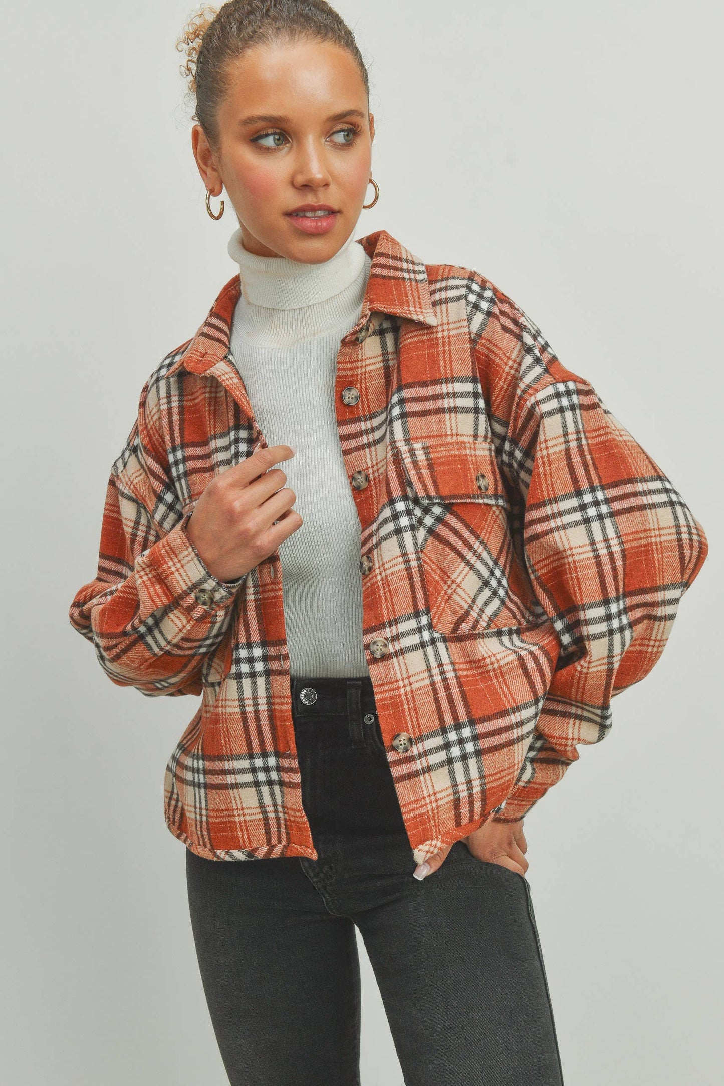 PLAID FLANNEL CROP SHACKET